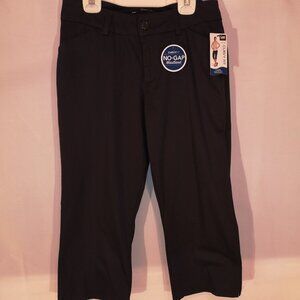 NWT Lee Ladies Size 10 Curvy Fit Black Modern Series Straight Leg Capri's
